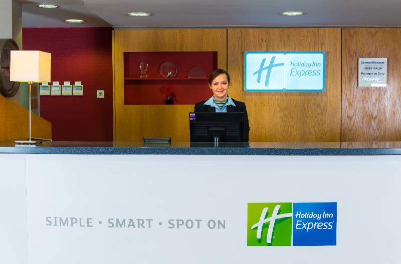 Holiday Inn Express Droitwich Spa, An Ihg Hotel Esterno foto